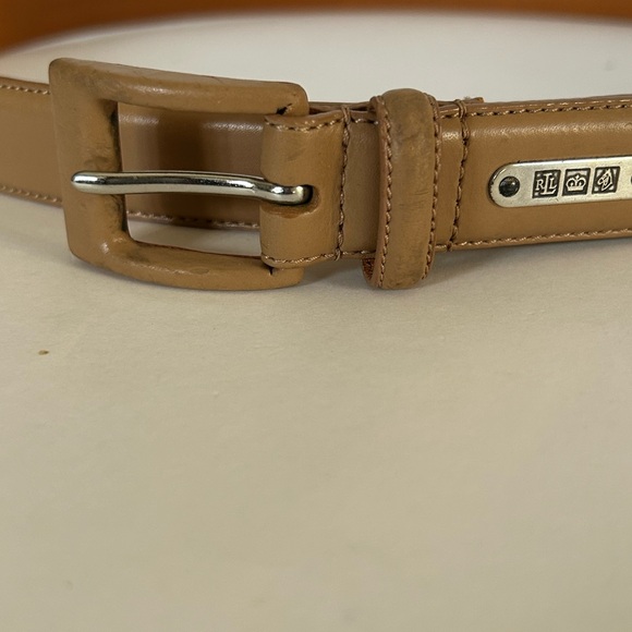 Lauren Ralph Lauren Tan Leather Belt - Picture 2 of 10